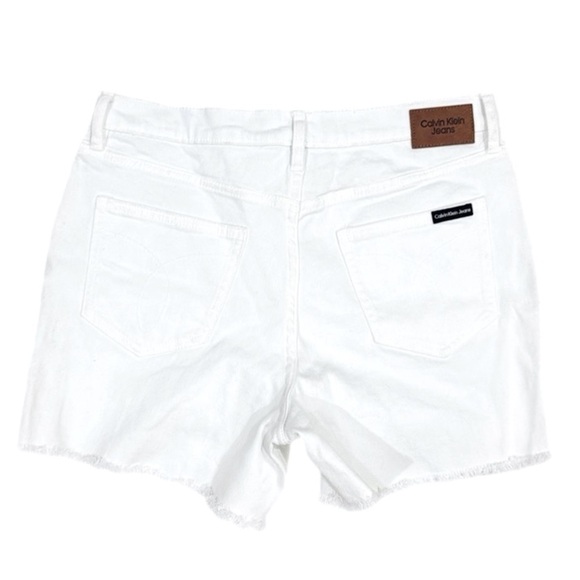 NWT Calvin Klein High Rise Button Fly Cut-off Jean Shorts in White Size 27 - Picture 2 of 5